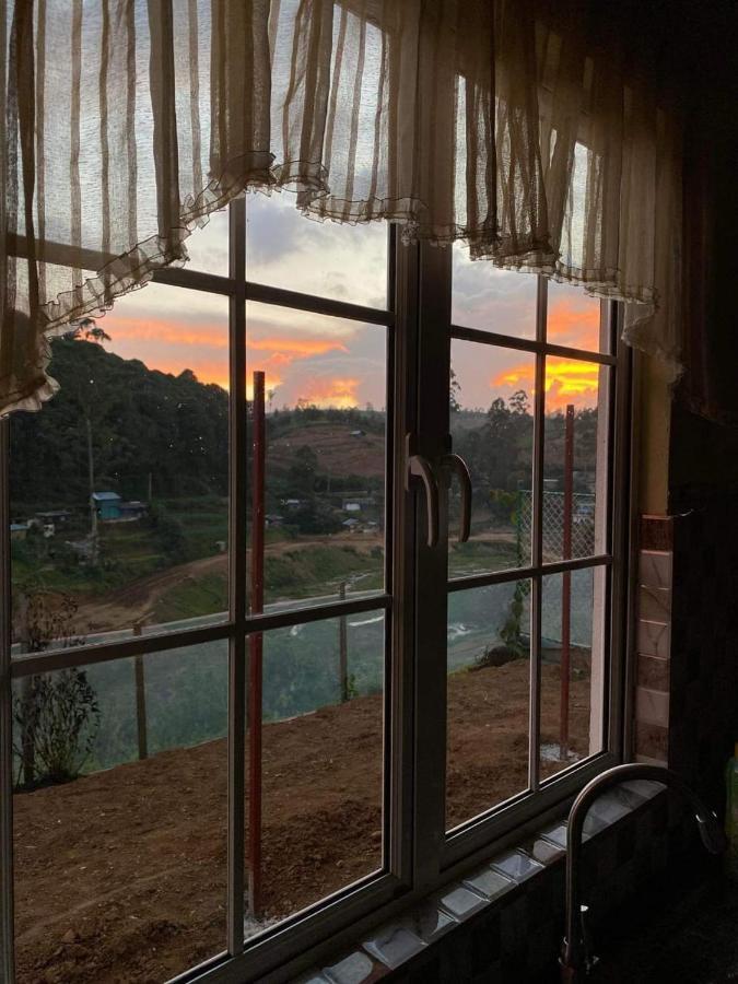 Keshiya Holiday Home Nuwara Eliya Ngoại thất bức ảnh